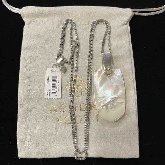 Kendra Scott Jewelry - Kendra Scott Inez Necklace